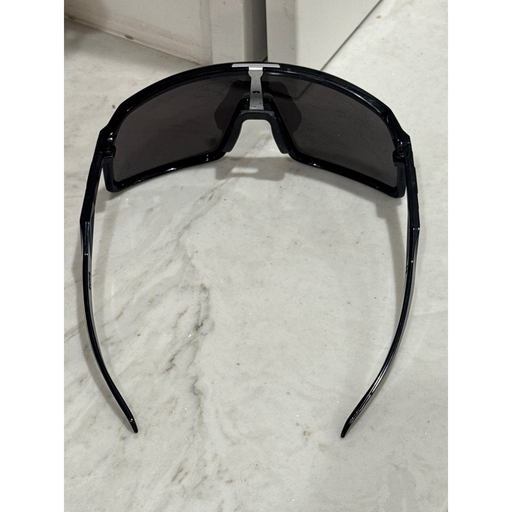 Oakley Sutro Sunglasses Unisex Black Prizm Shield OO9406-0137 Sport Style Run - Picture 4 of 9